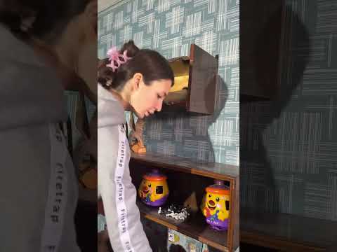 Видео: ГОД убираю квартиру. Полки. Часть 2 