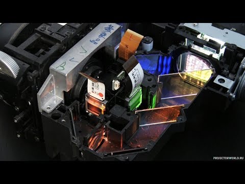 Видео: Наглядная демонстрация работы проекционной технологии 3LCD на примере Epson EMP-TW750