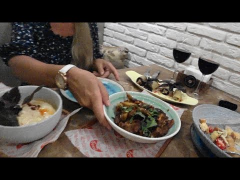 Видео: ЛАЗАРЕВСКОЕ. ПРОБУЕМ ГРУЗИНСКУЮ КУХНЮ. ВКУСНО И СЫТНО!