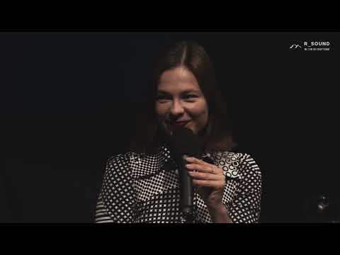 Видео: Nina Kraviz лекция RBMA Berlin [переведено на русский]