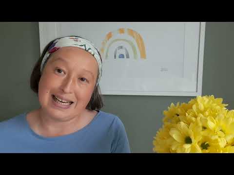 Видео: Dinara Apa 37: вяжу детские кардиганы из летних составов