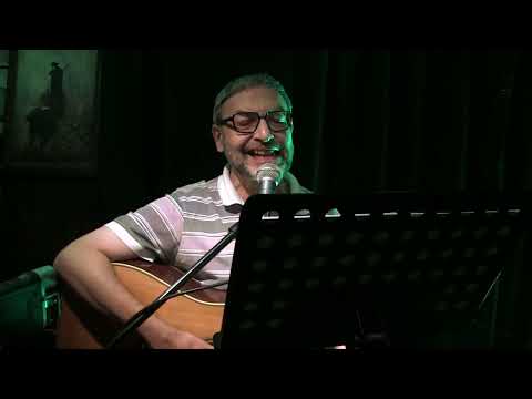 Видео: Булат Окуджава в исполнении Александра Царовцева