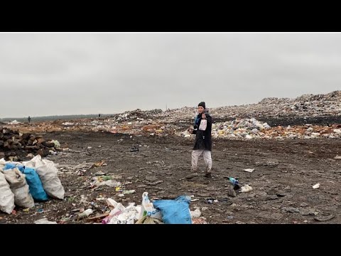 Видео: Жизнь на свалке или игра на выживание 2 сезон 6 серия - Интервью у девушки, работающей на свалке