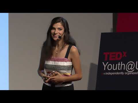 Видео: Стремете се да знаете много неща, а не да бъдете известни | Andrea Banda Banda | TEDxYouth@Uwekind