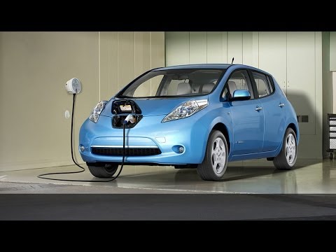 Видео: Nissan Leaf. Тест-драйв Петра Баканова