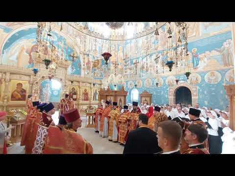 Видео: Литургия архиерейским чином в праздник храма свв. Константина и Елены г. Калининграда 3.06.2024