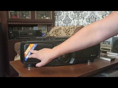 Видео: Ретро бумбокс HITACHI TRK-3D90W