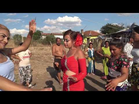 Видео: гьрги и стевка слатка ракия 0885 492 151