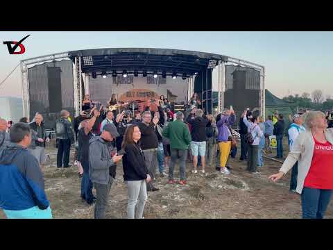 Видео: July morning 2024 - Камен бряг