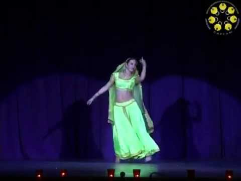 Видео: Parde Mein Rehne Do. Школа танцев "Саргам". Постановка - Елена Гришина, Ксения Андрианова