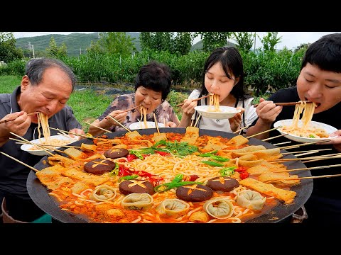 Видео: 🍜Легко приготовить и очень вкусно приготовить кимчи удон! - Mukbang eating show