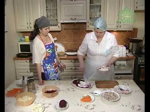 Видео: Кулинарное паломничество. От 7 декабря. Готовим сельдь "под шубой"