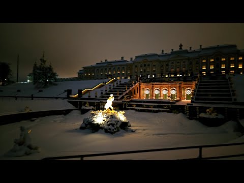 Видео: Новогодний Петергоф