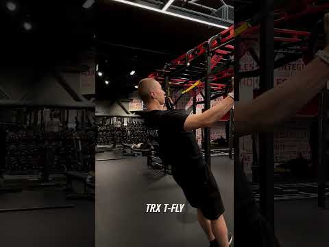Видео: Попробуй выполнить этот комплекс упражнений с помощью TRX❤️‍🔥 #зал #спорт #тренировка
