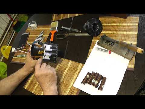 Видео: 🛑 👉 Ремонт Пылесоса  Бош Атлет 18 вольт, замена аккумуляторов 18650, плюсом  почистил помпу.