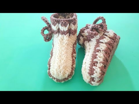 Видео: Детские тапочки-ботиночки спицами без шва по подошве | Длина подошвы 15 см. Авторская работа.