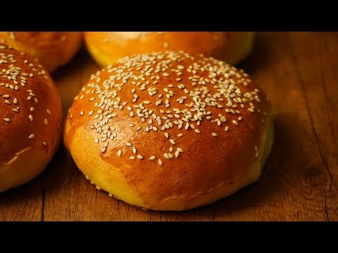 Видео: Пышные и мягкие булочки для гамбургеров ★ Булочки для гамбургеров на воде без молока