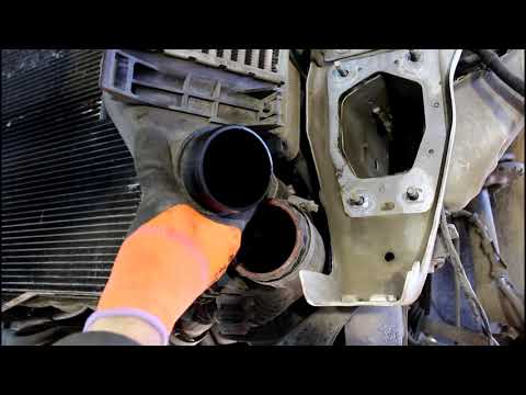 Видео: Замена радиатора охлаждения на Range Rover Evoque 2,2 Ленд Ровер Эвок 2011 года 2часть