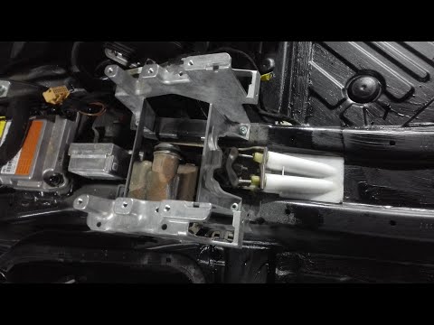 Видео: Как заменить тросы и отрегулировать стояночной тормоз Порше Кайен & VW Туарег