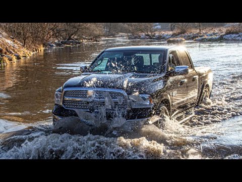 Видео: Dodge Ram КРУЧЕ Тойоты? Офроуд, обзор.