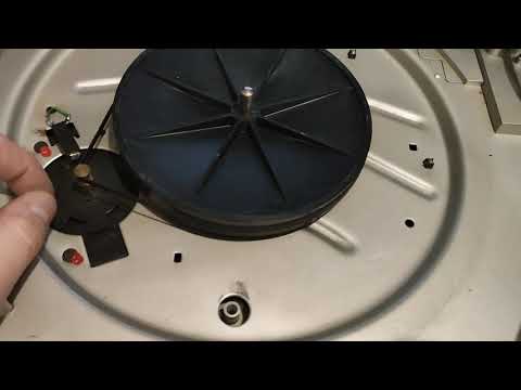 Видео: Электрофон сетевой транзисторный Вега 109 стерео