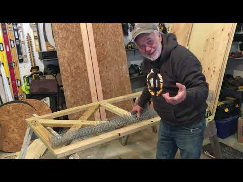 Видео: Изготовление калитки для курятника с помощью нового инструмента