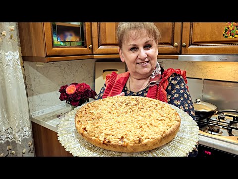 Видео: Хочеться  солоденького? Просто швидко та дуже смачно! Домашня випічка до чаю!Тертий пиріг - рецепт.