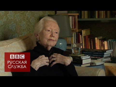 Видео: 90-летняя британка переводит всего Пушкина