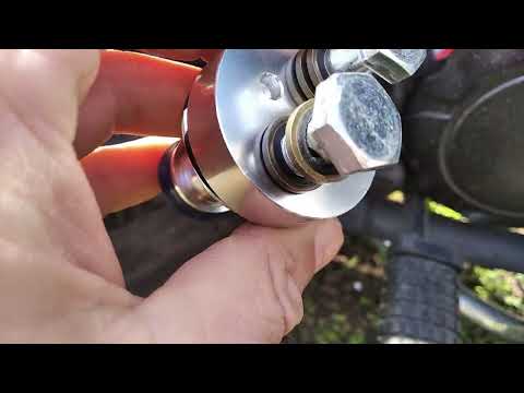 Видео: Масляное охлаждение мото часть 1 -на Racer tourist RC150-23A 161fmj