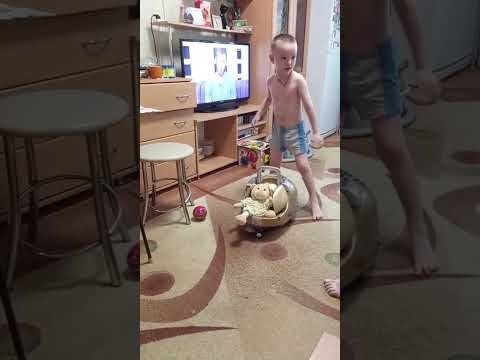 Видео: Играет с полисомом