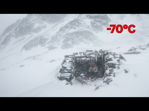 Видео: Строительство теплого и уютного каменного убежища для выживания — 89 дней выживания на заснеженно...