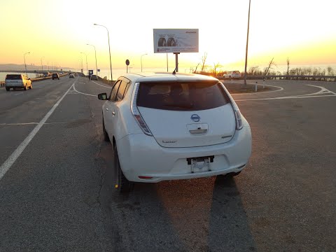 Видео: Что не так с Nissan Leaf 30 кВт за 250 тысяч рублей?