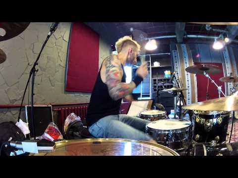 Видео: NOIZE MC "Хозяин Леса" (Запись барабанов и бас-гитары)