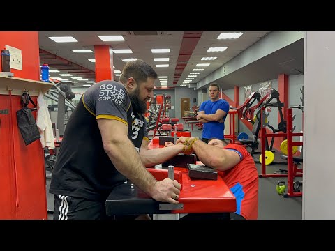 Видео: Виталий Лалетин, Артем Гришин, Егор Куртыш. Тренировка 💪💪💪