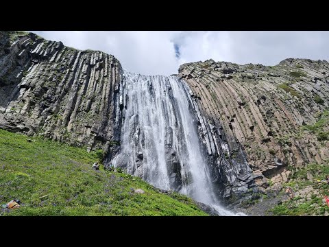 Видео: Посёлок Терскол - Ущелье Терскол - Водопад Терскол