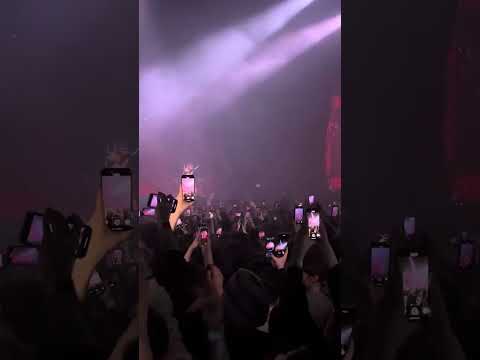 Видео: GONE.Fludd ft CAKEBOY - DODONPA / Выход гон фладда на концерте / Москва 08.03.2025 ВК Стадиум