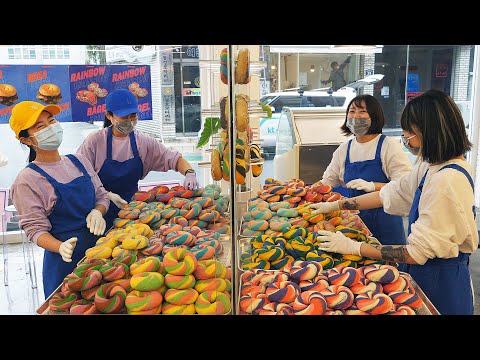 Видео: Потрясающее зрелище! Радужный бублик ручной работы / корейская уличная еда