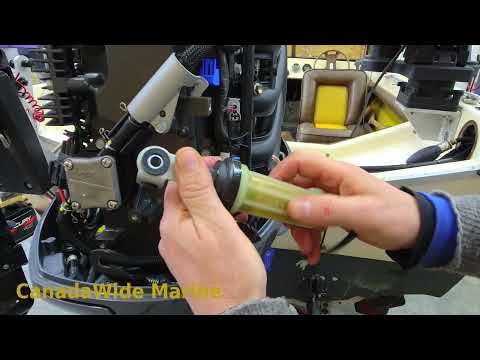 Видео: Четырехтактный подвесной мотор Yamaha, 50 л.с. Как заменить топливный фильтр.