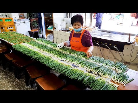 Видео: Блины распродаются каждый день, Роти продаются по 10000 штук в день, Корейские блины