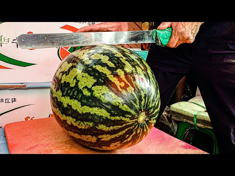 Видео: Потрясающие навыки нарезки фруктов — корейская уличная еда