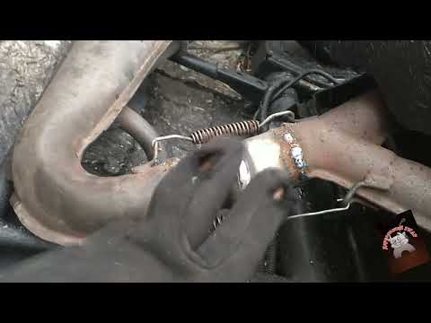 Видео: Ремонт выхлопной системы снегохода Ямаха.