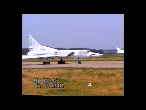Видео: Самолёт Ту-22М3, Полтава, аэродром. Учебный полёт. 2001 год.