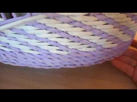 Видео: Плетение из газетных трубочек  Простой узор/Weaving newspaper tubes. Simple pattern