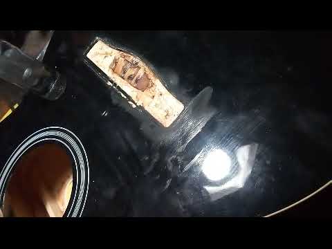 Видео: Ремонт акустической гитары..