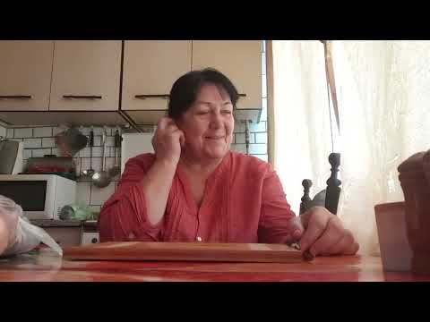 Видео: Ждала трамвай  а поехала на машине