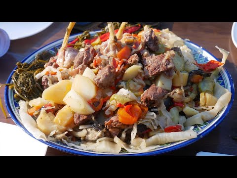 Видео: БАСМА В КАЗАНЕ НА КОСТРЕ