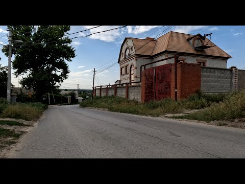 Видео: City walking #143. Volgograd. Bogunskaya street. (Волгоград, ул. Богунская)