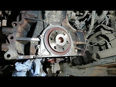 Видео: Nissan AD замена сальника коленвала со стороны АКПП.