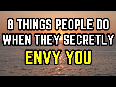 Видео: 8 вещей, которые делают люди, когда они вам тайно завидуют