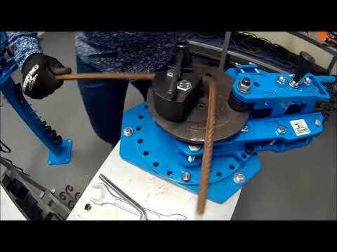 Видео: Обзор Станок ручной гибочный BLACKSMITH MB21-30 в работе